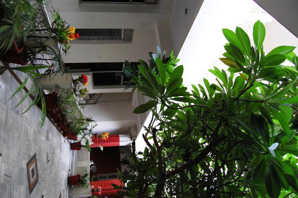 Hotel Tourist Rest House Agra Agra  Exterior foto